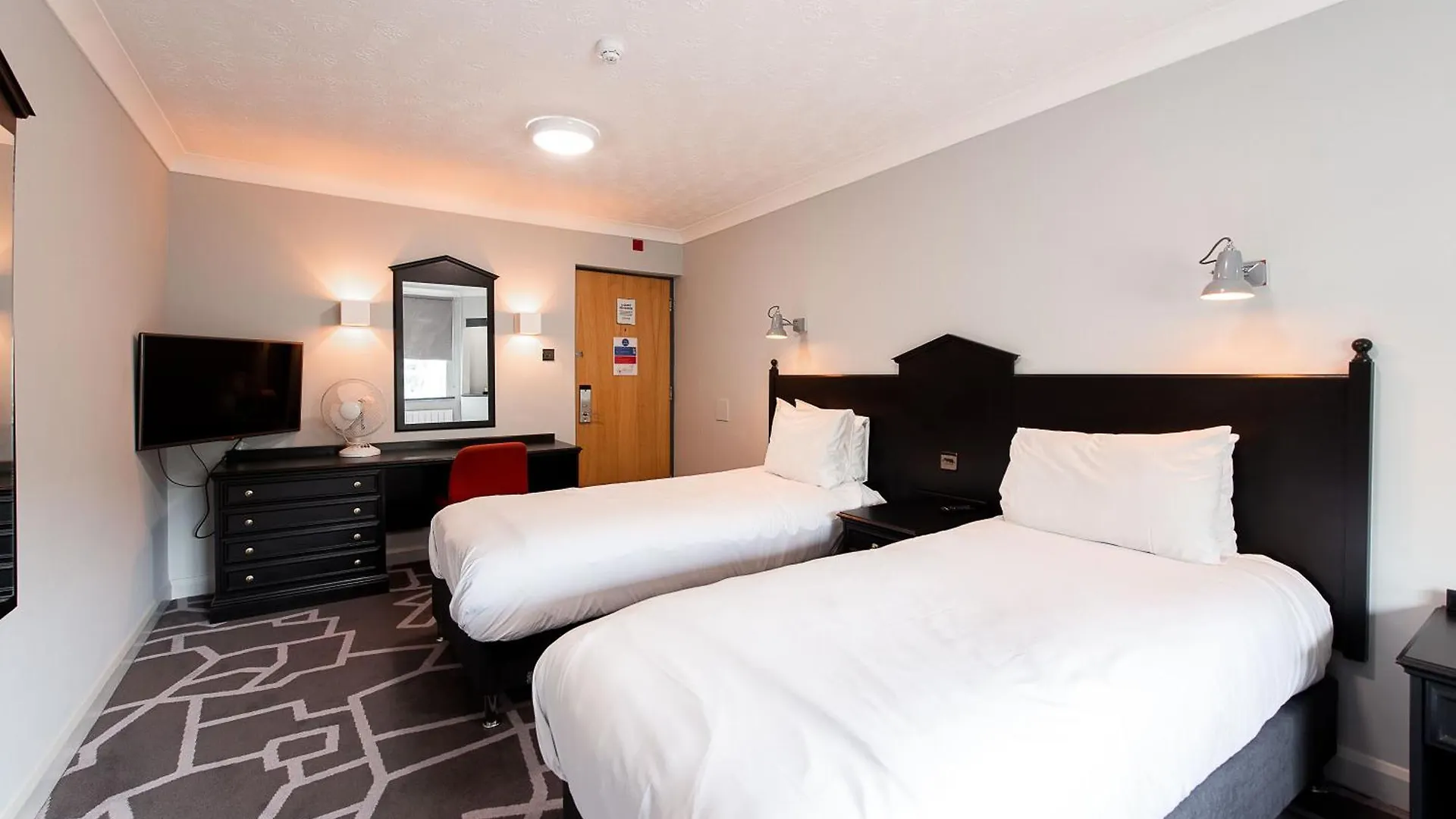 Village Hotel Liverpool Whiston